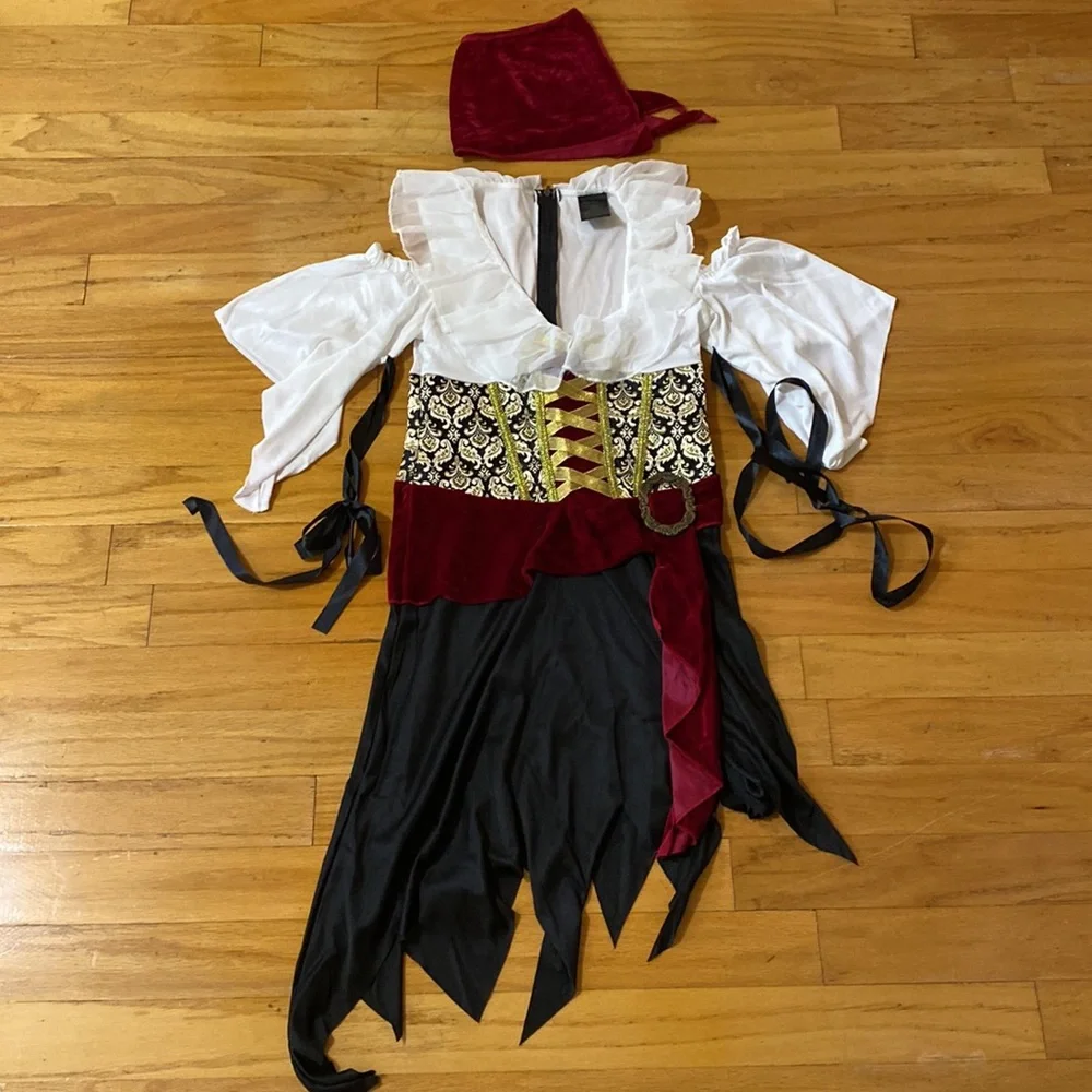 Leg Avenue High Seas Wench Pirate Costume - Picture 5 of 8